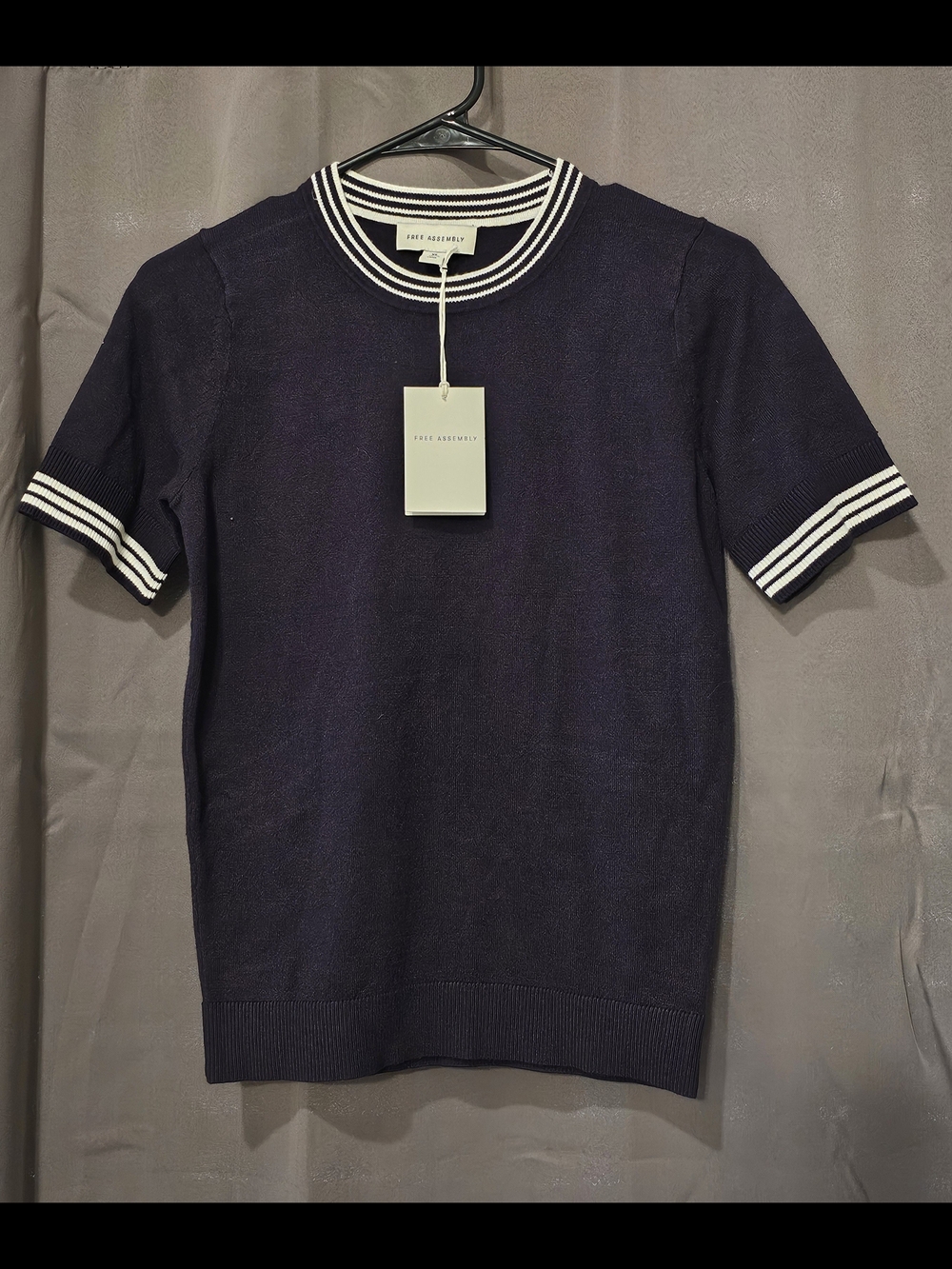 Free assembly Navy Short Sleeve Stripe-Trim Tee NWT xs cottage ribbed sleek fall
